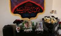 دیدار سرپرست شبکه بهداشت و درمان شهرستان قدس با خانواده شهیدرامین داداشی و اهداء لوح تقدیر