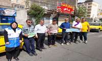 ارائه آموزش به رانندگان تاکسی از سوی کارشناسان بهداشت محیط شبکه بهداشت و درمان شهرستان قدس