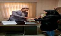 کارشناس مسئول تغذیه شبکه بهداشت قدس: «شیوع کمبود ویتامین D در کارکنان بالاست؛ طرح سلامت با آموزش و مکمل‌یاری راهگشا است»