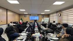 برگزاری کلاس بازآموزی «ارگونومی در محیط کار و صنعت» برای کارشناسان بهداشت حرفه‌ای صنایع شهرستان قدس