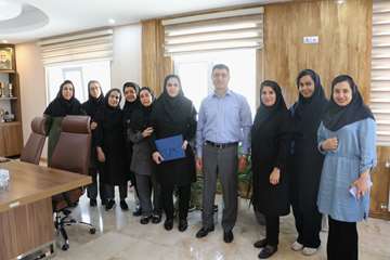 تقدیر از بهورز نمونه شهرستان به مناسبت روز بهورز