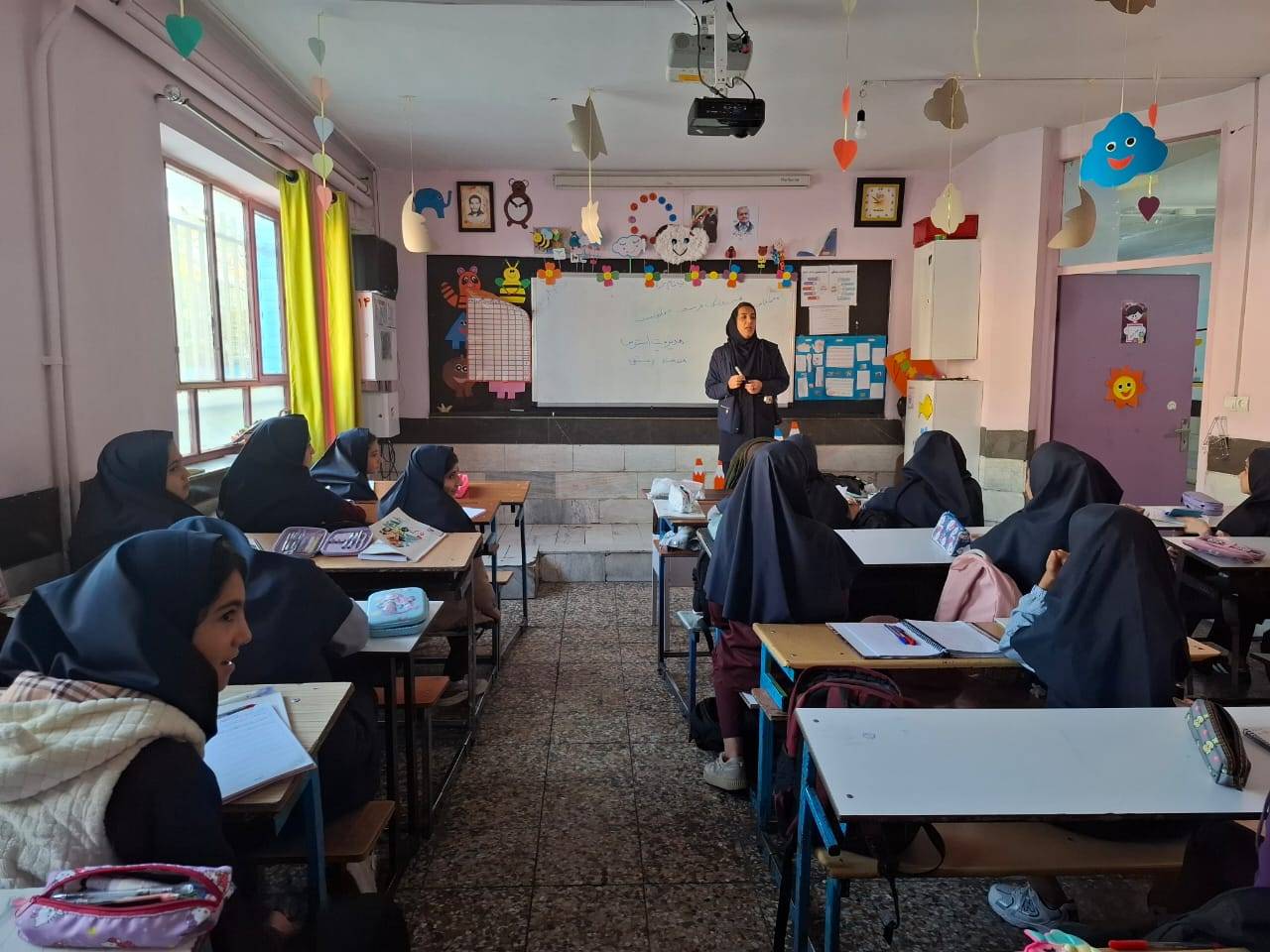 برگزاری کارگاه آموزشی «مدیریت استرس» در مدرسه شهید رستمی شهرستان قدس