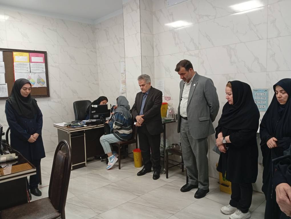 ادای احترام به همکار ایثارگر شبکه بهداشت و درمان شهرستان قدس