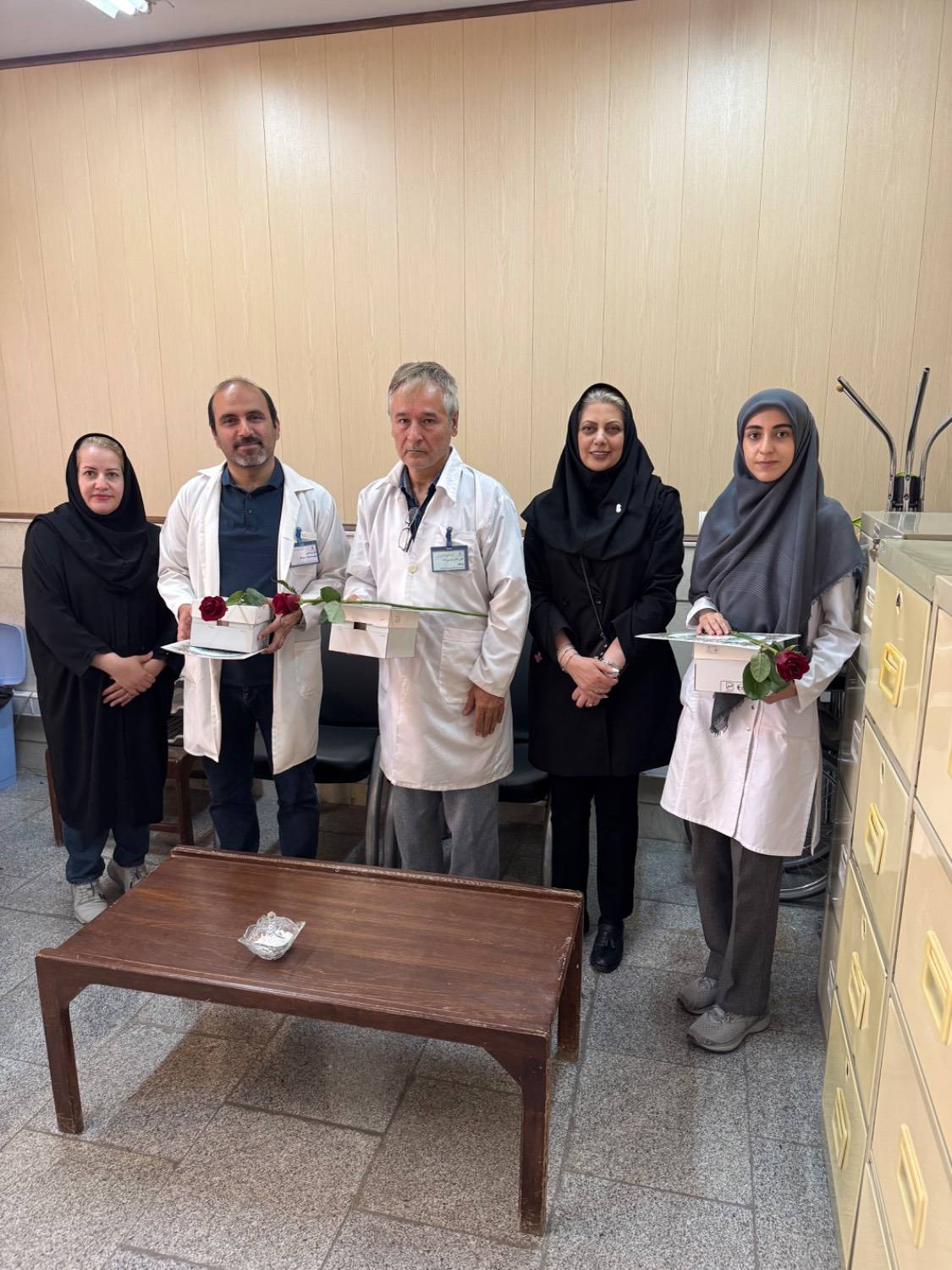 دیدار و تجلیل از پزشکان شبکه بهداشت و درمان شهرستان قدس به مناسبت روز پزشک