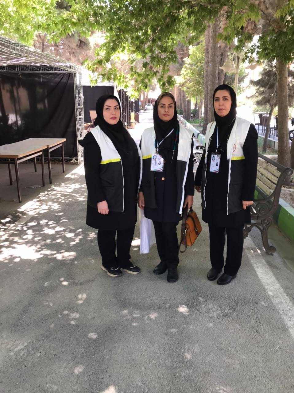 استقرار تیم‌های تخصصی پیشگیری و مبارزه با بیماری‌های شبکه بهداشت و درمان قدس در محل اسکان زائرین مراسم تشییع