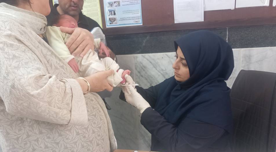خدمت‌رسانی مرکز غربالگری نوزادان در روز تعطیل چهاردهم خرداد