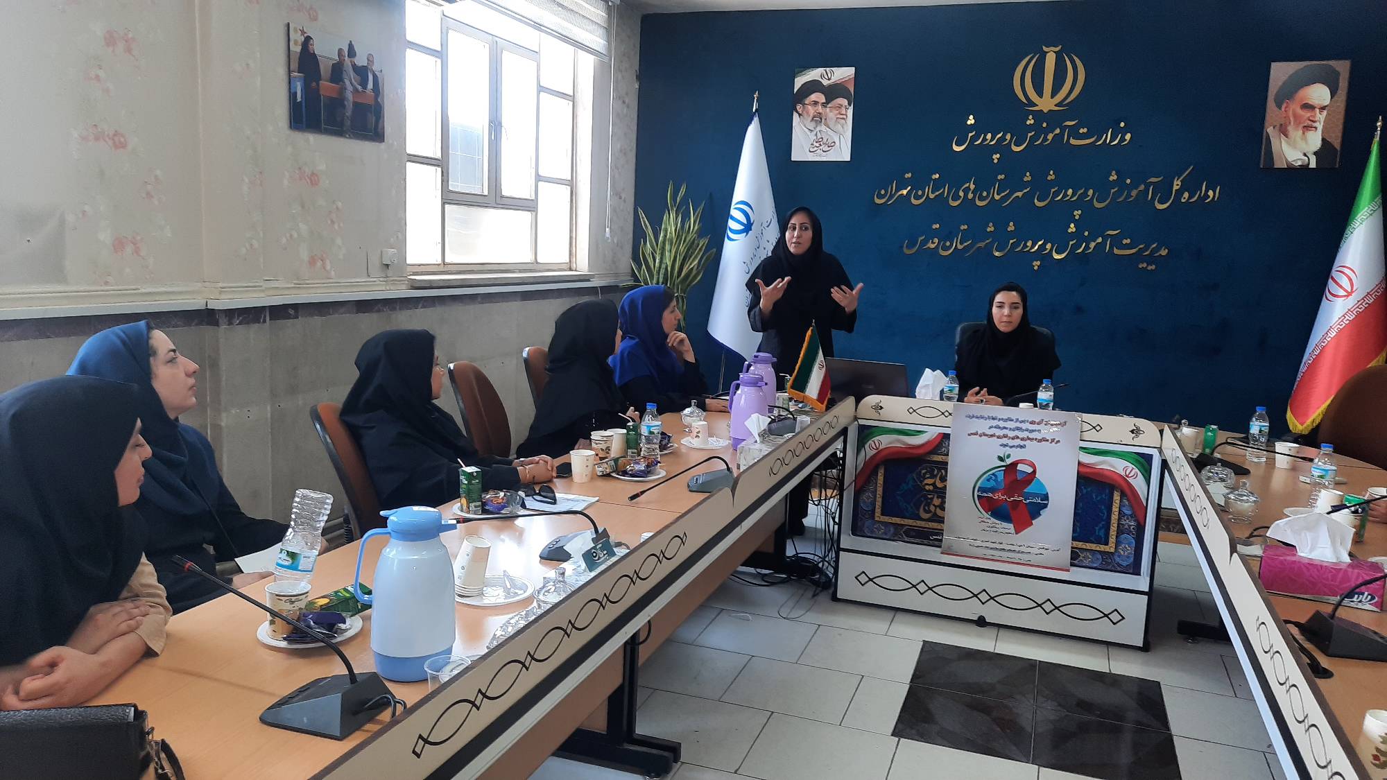 ارتقای سطح دانش و توانمندسازی مراقبین سلامت مدارس در مدیریت بیماری‌های واگیر و غیرواگیر