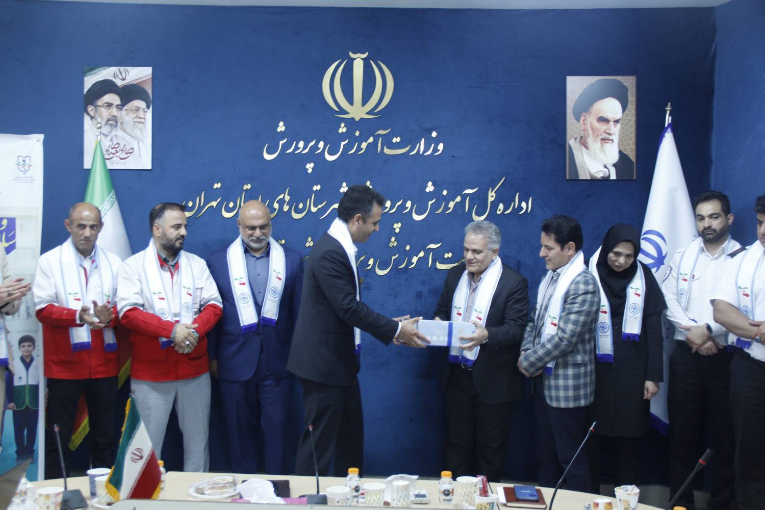 برگزاری آیین افتتاحیه هفته سلامت در شهرستان قدس با تأکید بر همکاری‌های بین‌بخشی