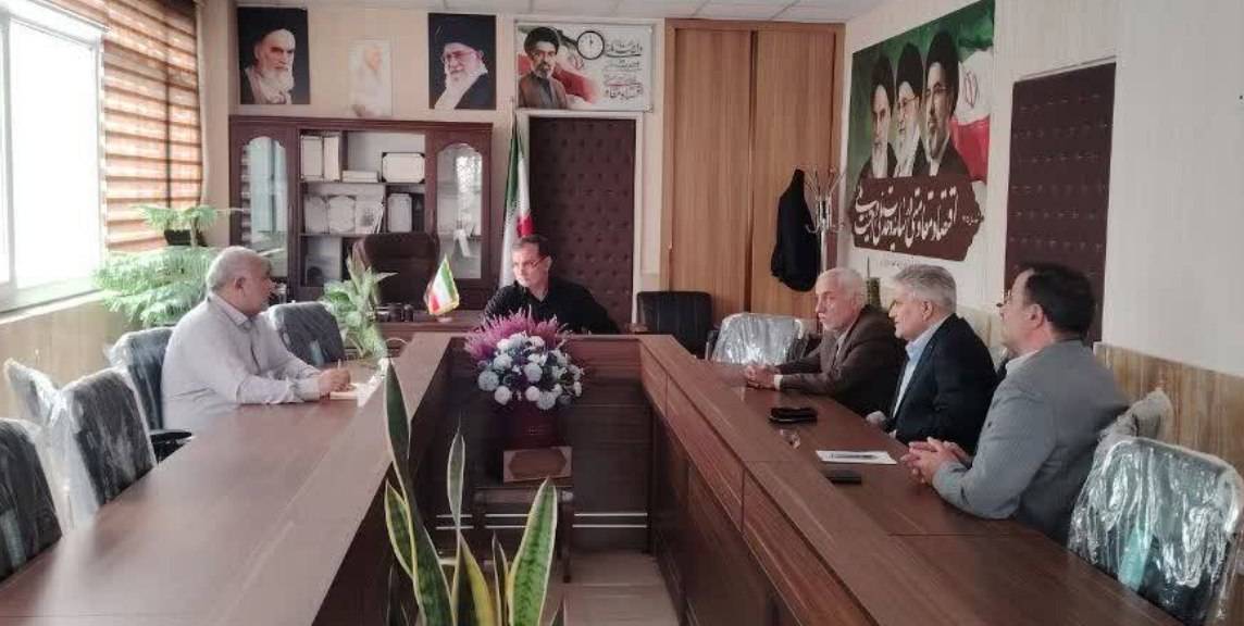نشست مشترک با نماینده مجلس برای بررسی نیازهای بهداشتی و درمانی شهرستان قدس