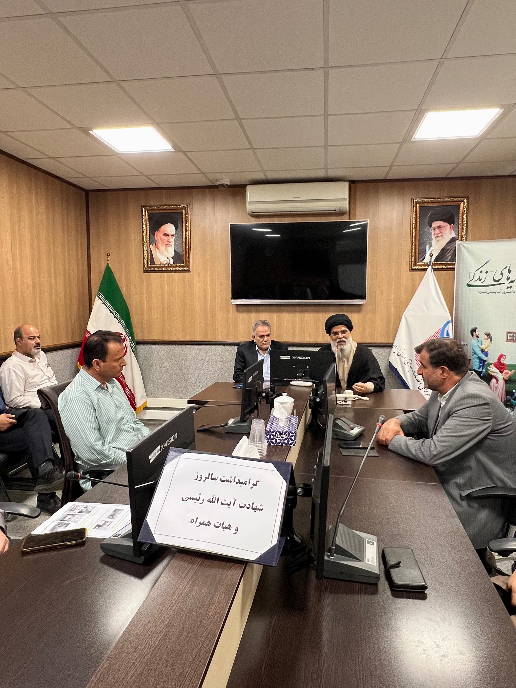 برگزاری مراسم گرامیداشت دومین سالگرد شهادت رئیس‌جمهور شهید آیت‌الله سید ابراهیم رئیسی و شهدای خدمت در شبکه بهداشت قدس