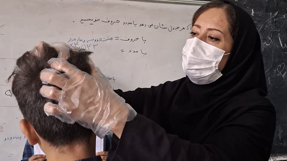 تداوم طرح ملی معاینه و مراقبت سلامت دانش‌آموزان هم‌زمان با آغاز سال تحصیلی در شهرستان قدس